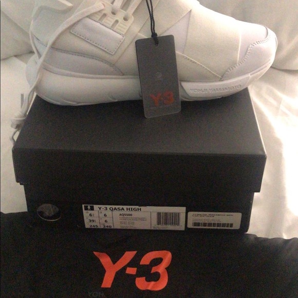 Y3 QASA high Size 6.5 is - Picture 4 of 4